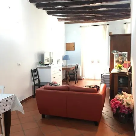 Old Town Marina Apartment *